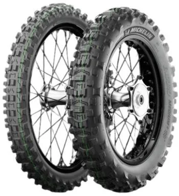 moto-pneu-295203
